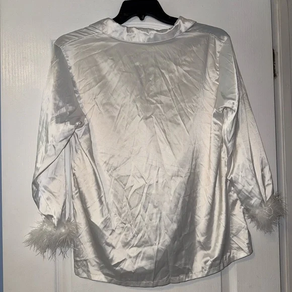 White Silk Pj set - Picture 5 of 9